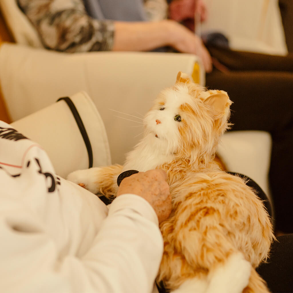 Terapeutická interaktívna mačka
